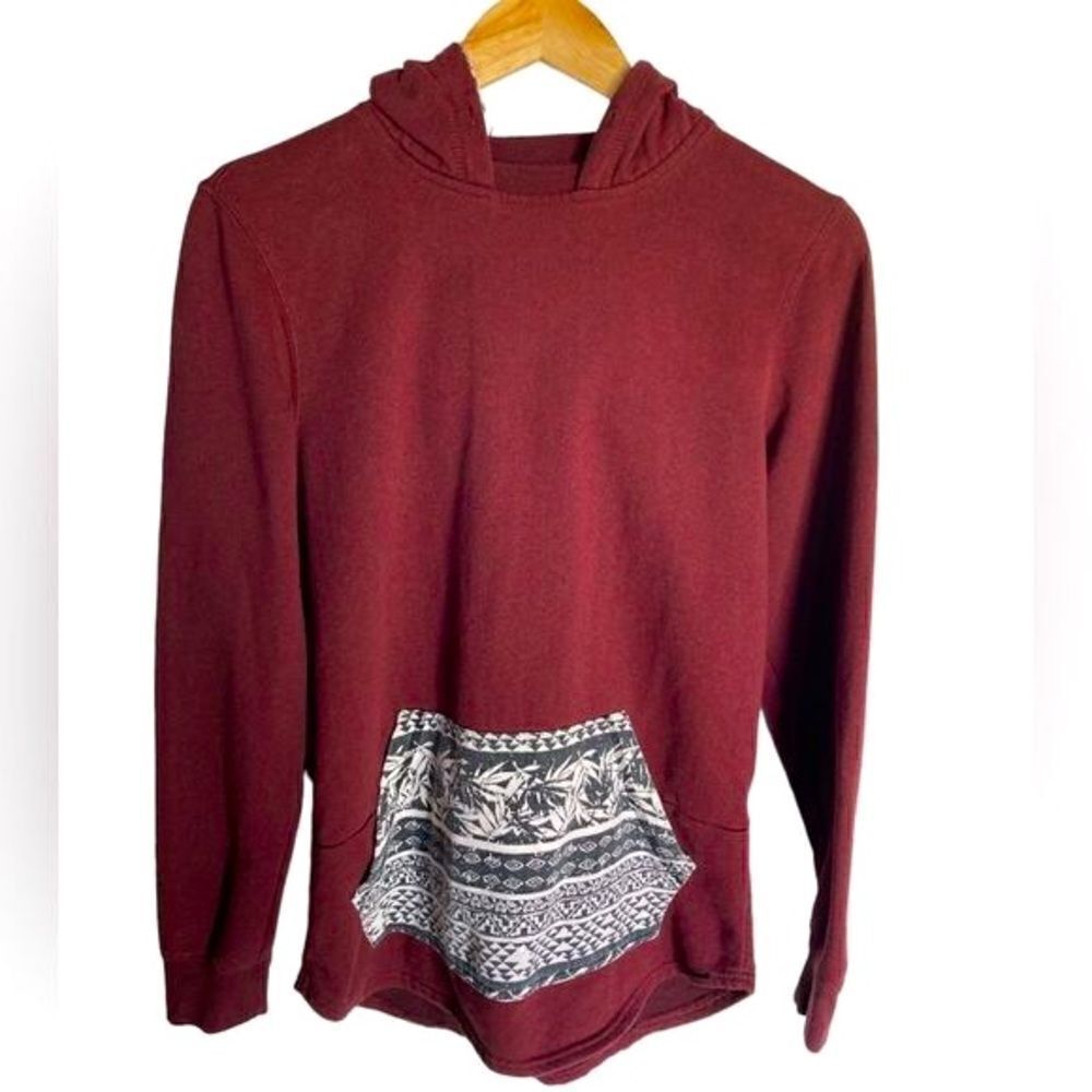 On The Byas Sweatshirt Women’s Size S Hoodie and Hand Slot